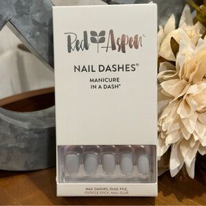 PACIFIC COAST RAINE Matte Gray Red Aspen Nail Dashes RETIRED